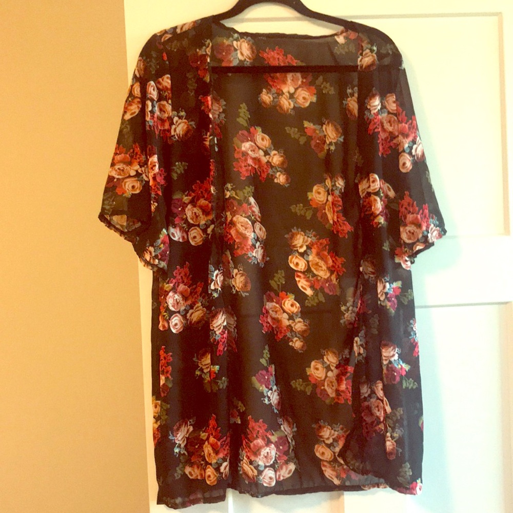 3/$20 Chiffon kimono